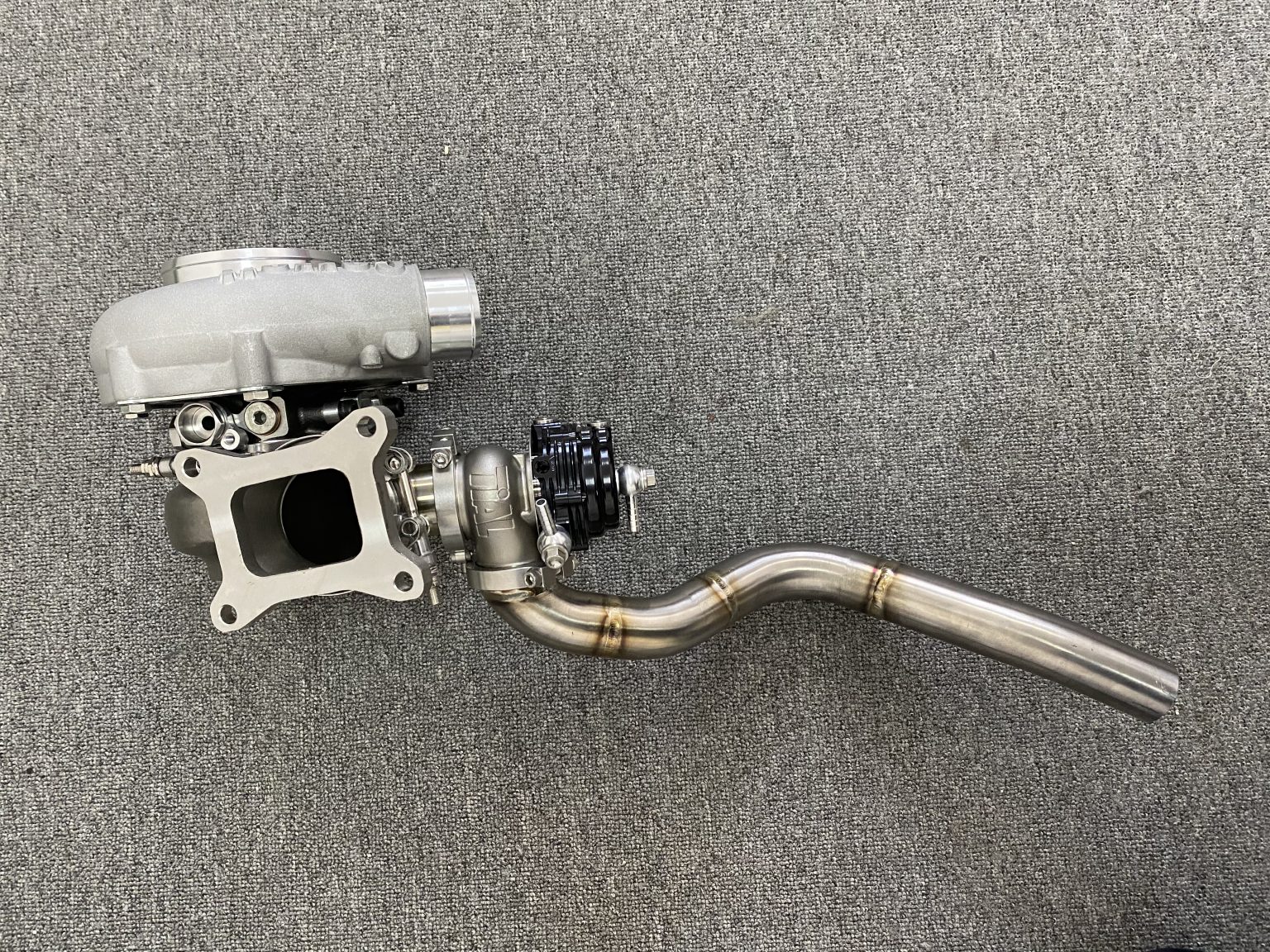 Garrett G25 / G30 Audi S3 8V / VW GOLF R IS38 Externally gated